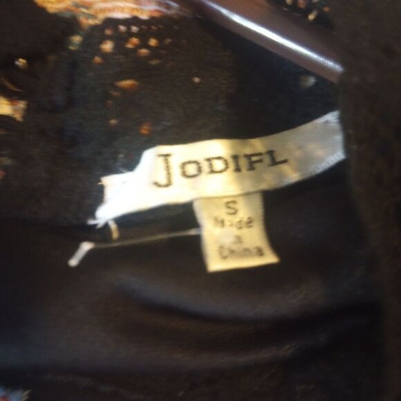 Jodifl Embroidered Muslin Tunic Dress - Picture 4 of 12